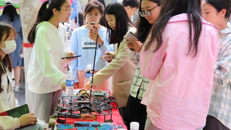 服装行业数字化转型：揭秘背后的技术力量